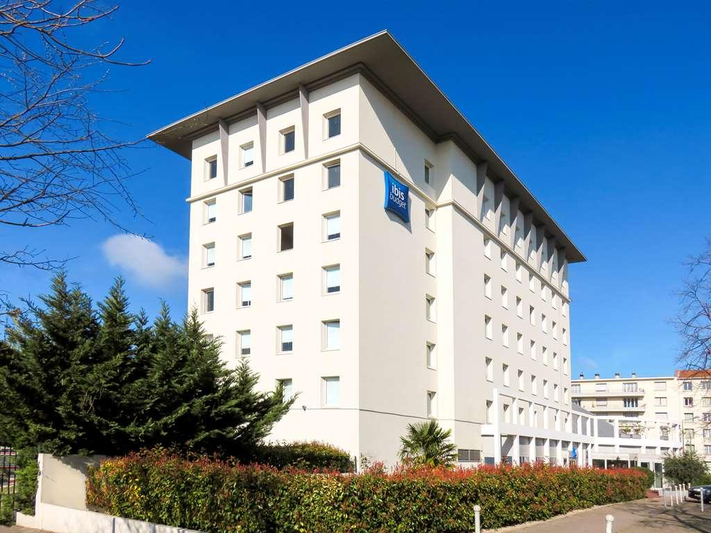 Ibis Budget Lyon Villeurbanne Exteriör bild