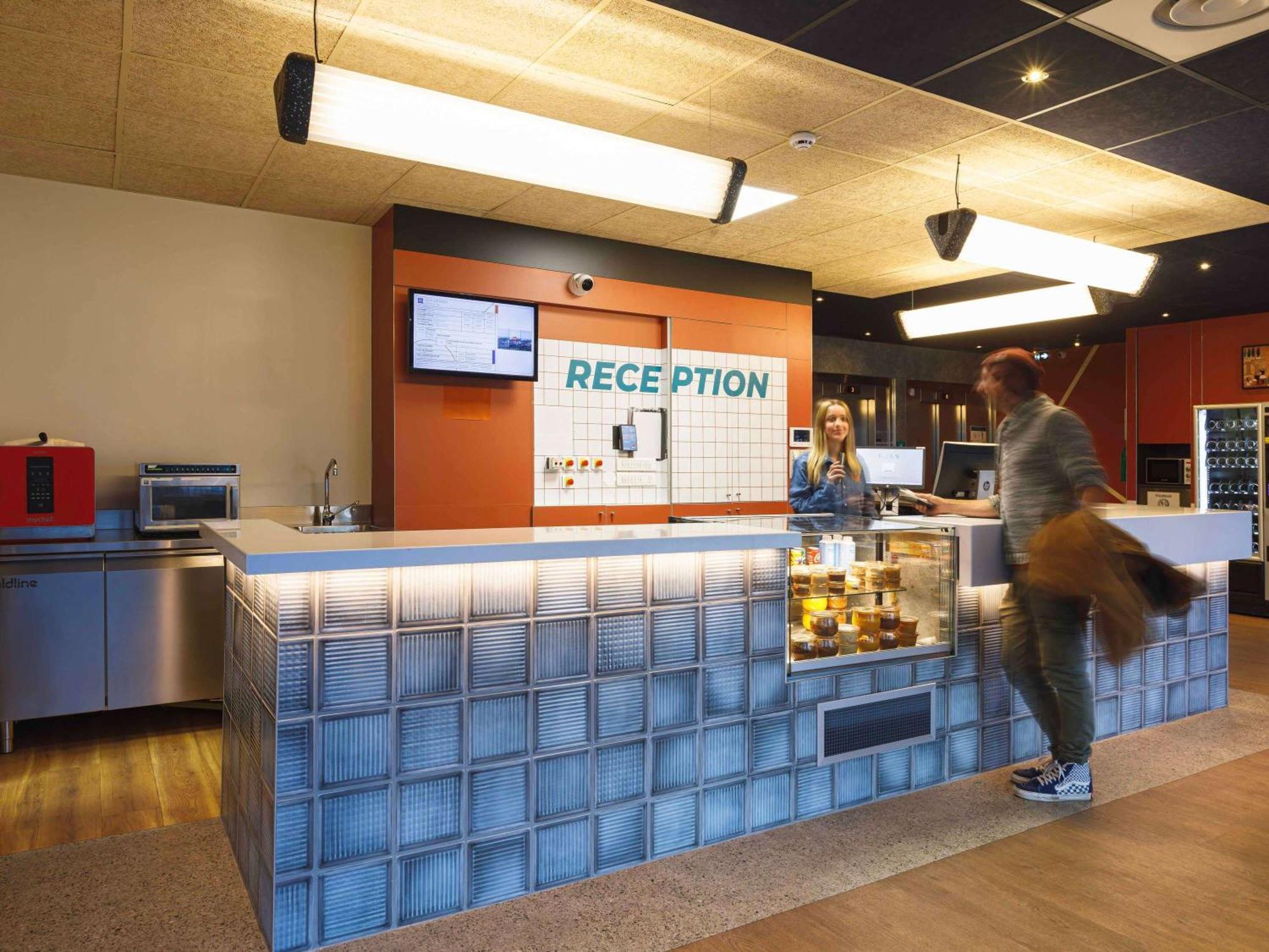 Ibis Budget Lyon Villeurbanne Exteriör bild