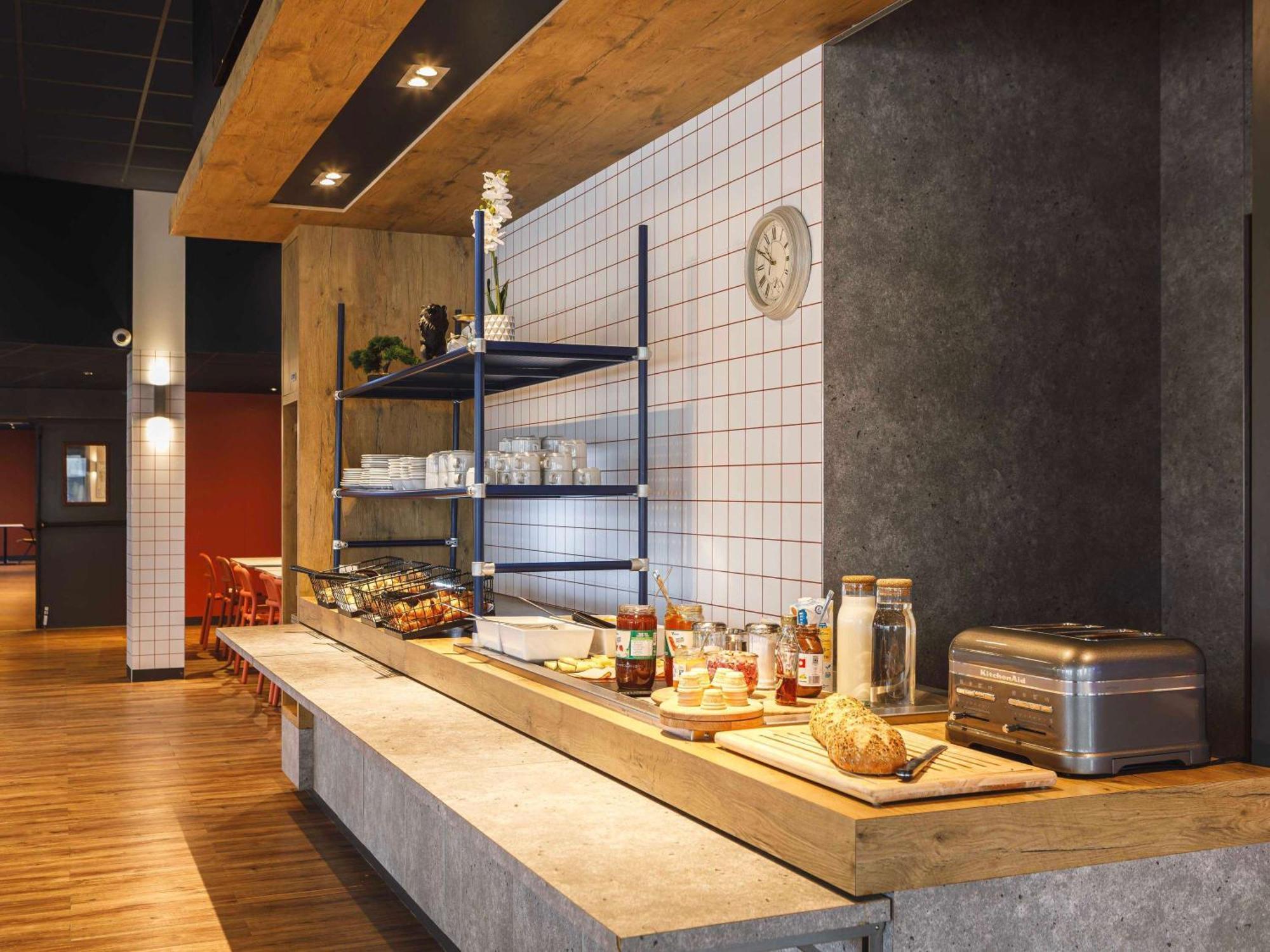 Ibis Budget Lyon Villeurbanne Exteriör bild