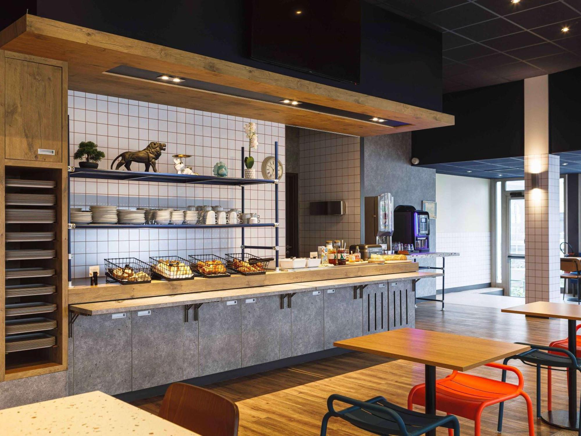 Ibis Budget Lyon Villeurbanne Exteriör bild