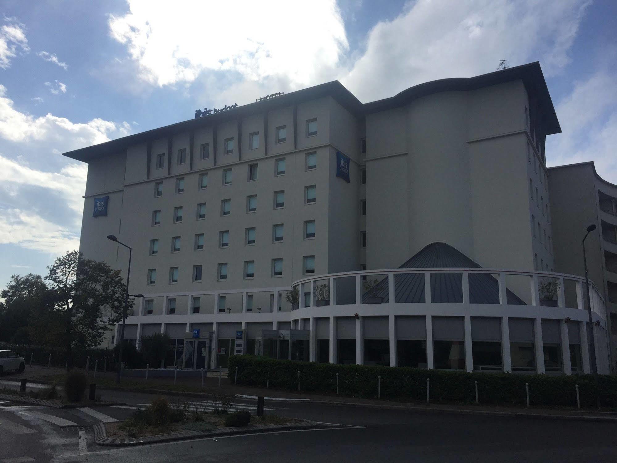 Ibis Budget Lyon Villeurbanne Exteriör bild