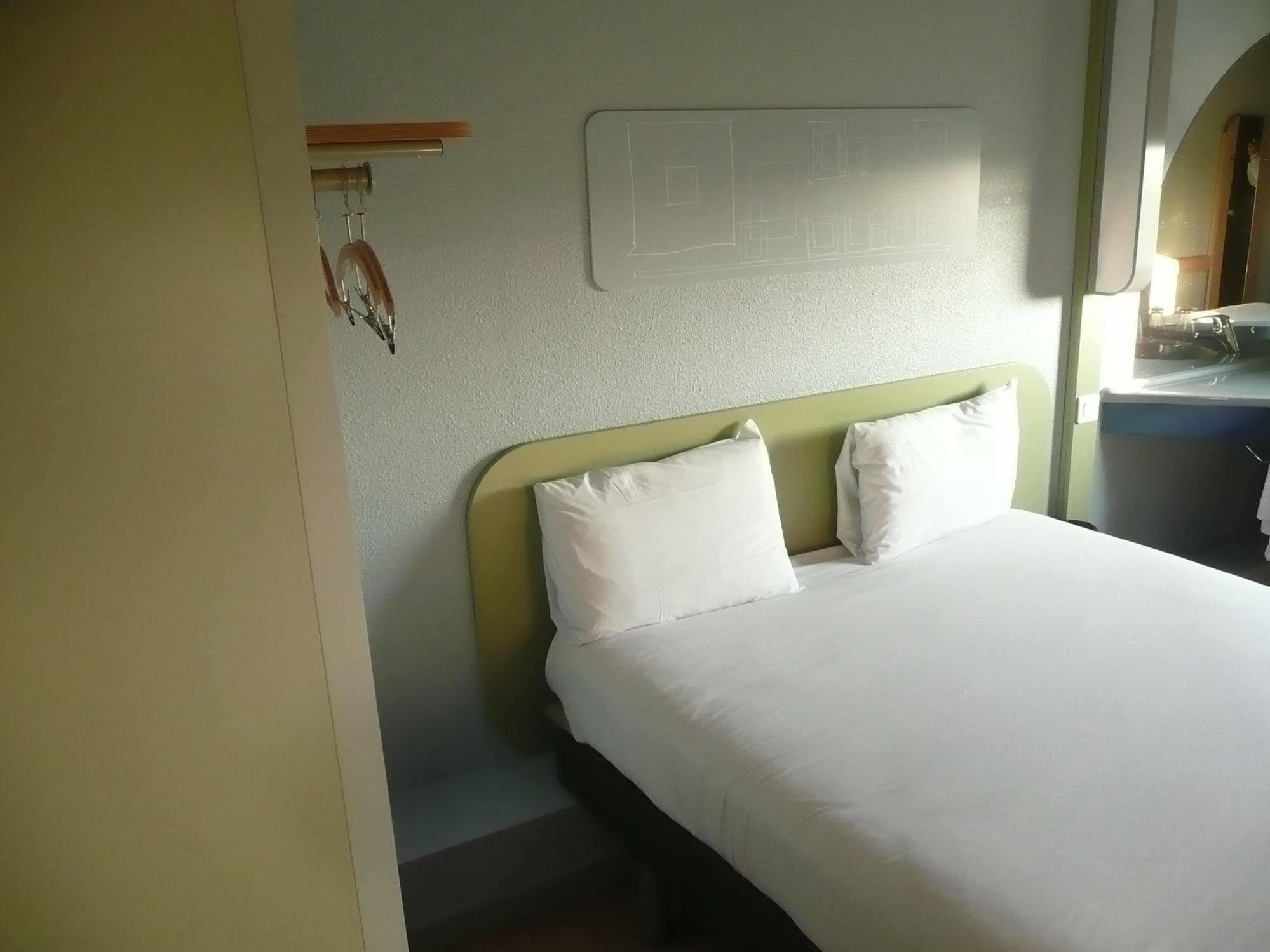 Ibis Budget Lyon Villeurbanne Exteriör bild